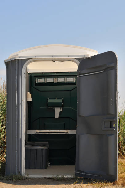 Porta potty delivery and setup in Wyoming, OH